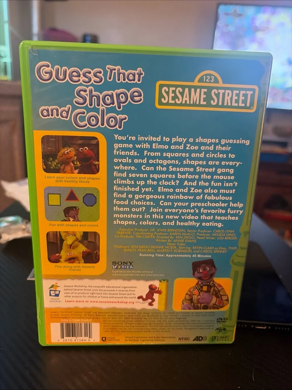 Sesame street-  Guess that shape and color Very Good Condition!